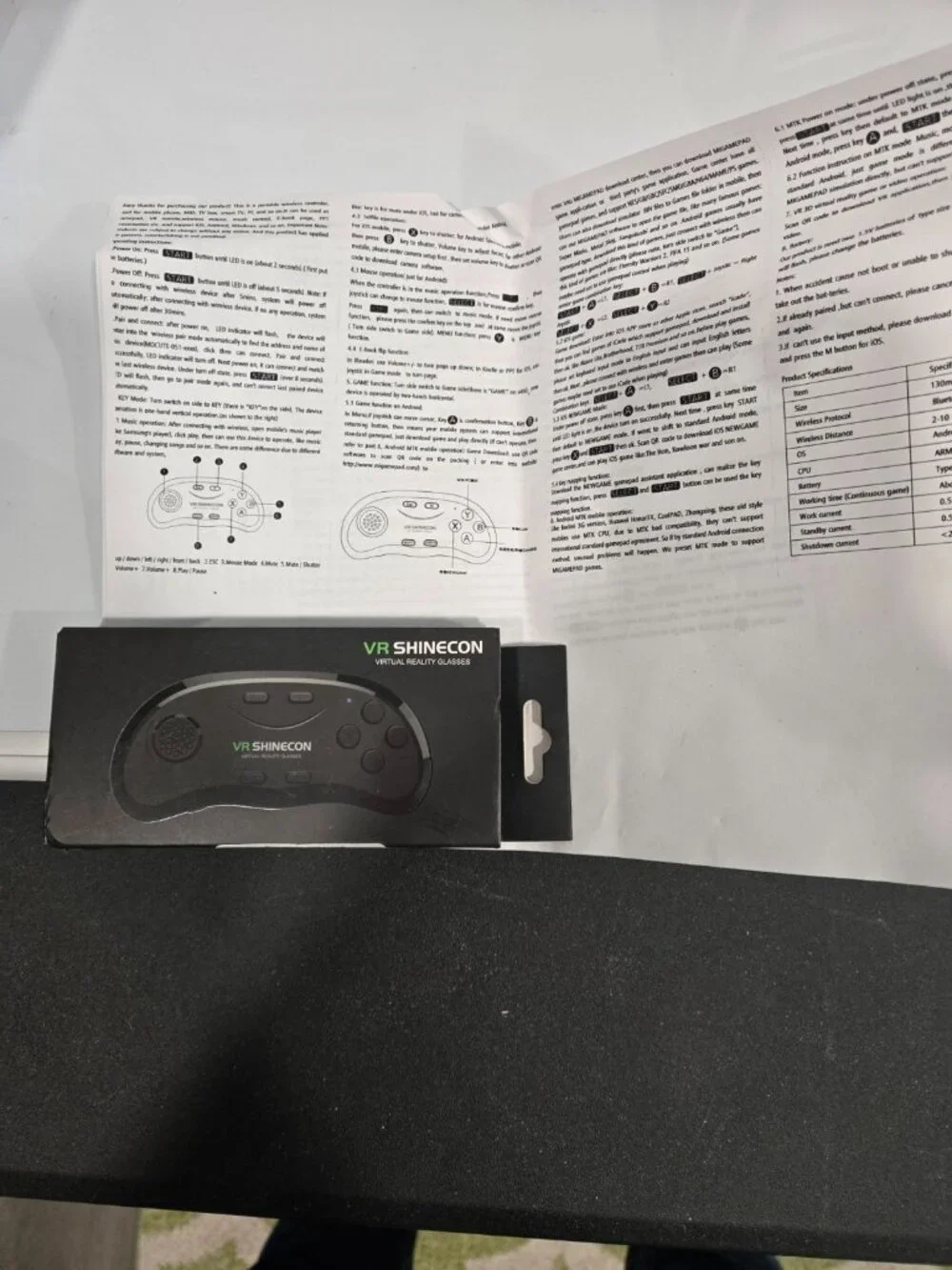 Samsung Gear VR Oculus Virtual Reality Headset SM-R323 Includes Remote